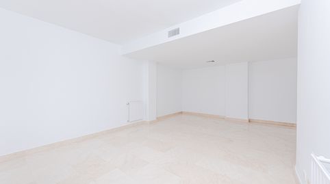 Foto 5 de Piso en venta en Conde Orgaz - Piovera, Madrid Capital