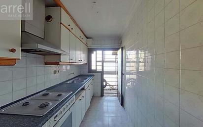 Kitchen of Flat for sale in Canovelles