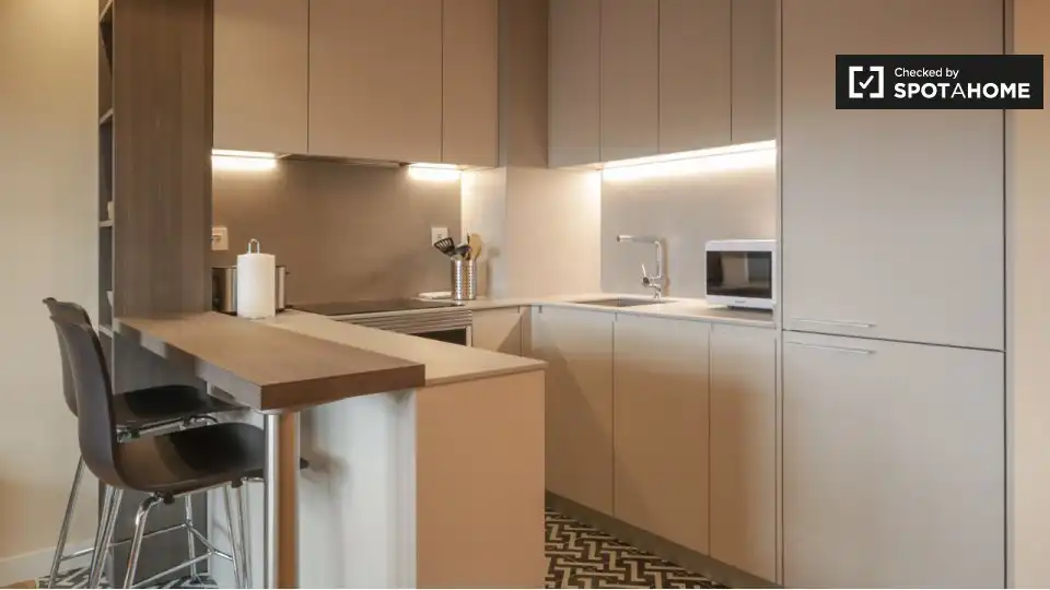 Küche von Wohnung zur Miete in Madrid mit Klimaanlage, Heizung und Möbliert