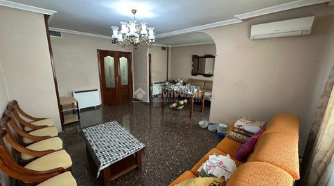 Foto 4 de Piso en venta en Mengíbar, Jaén