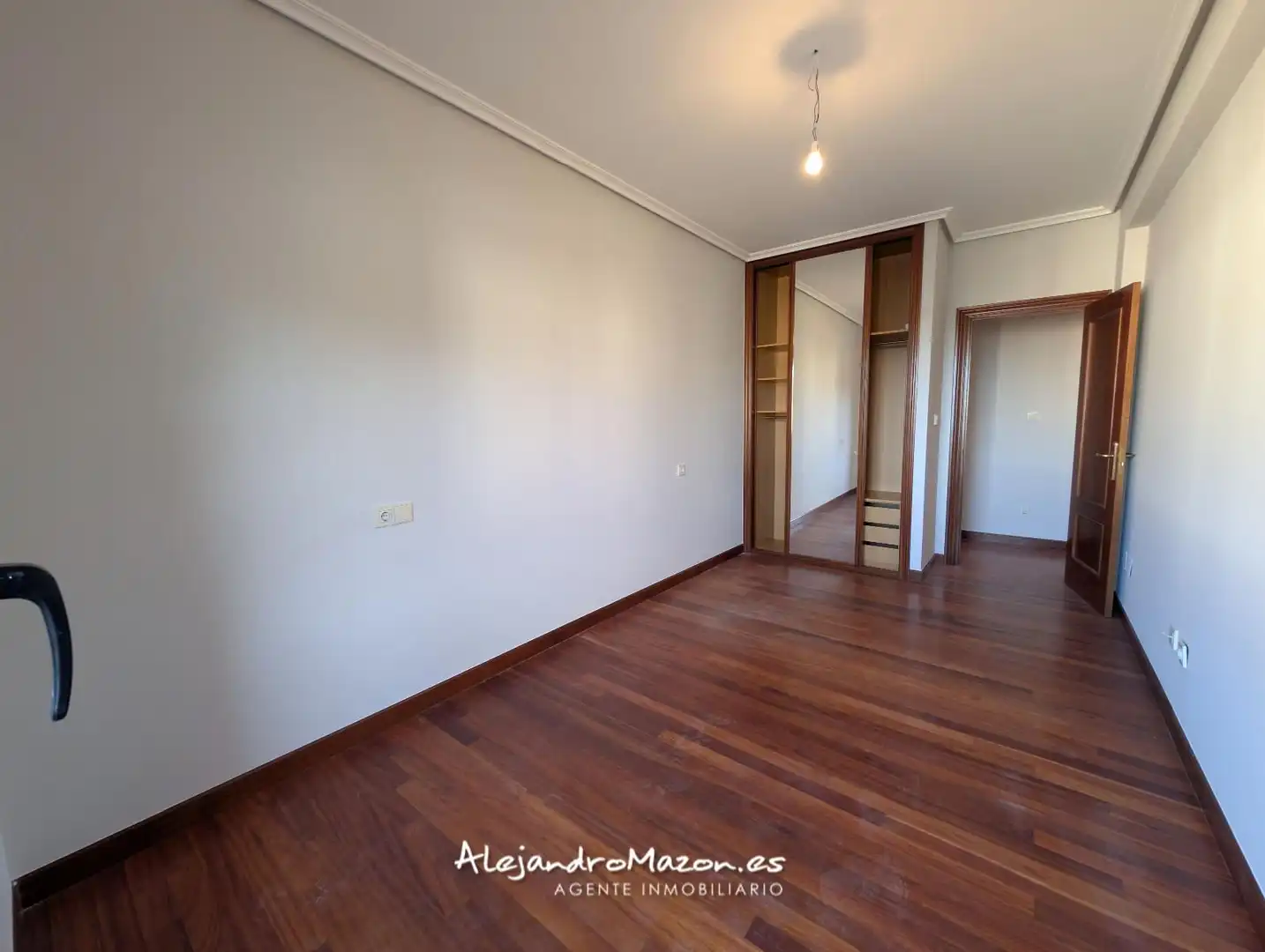 Habitación de Piso en venta en Castro-Urdiales con Calefacción, Parquet y Terraza