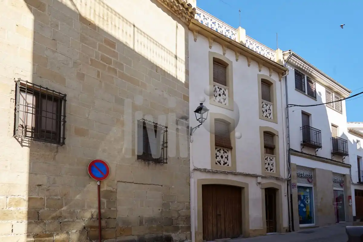 Vista exterior de Casa o chalet en venta en Baeza