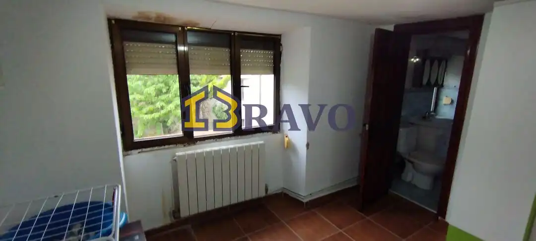 Houses for sale in Merindad de Cuesta-Urria  with Heating and Storage room