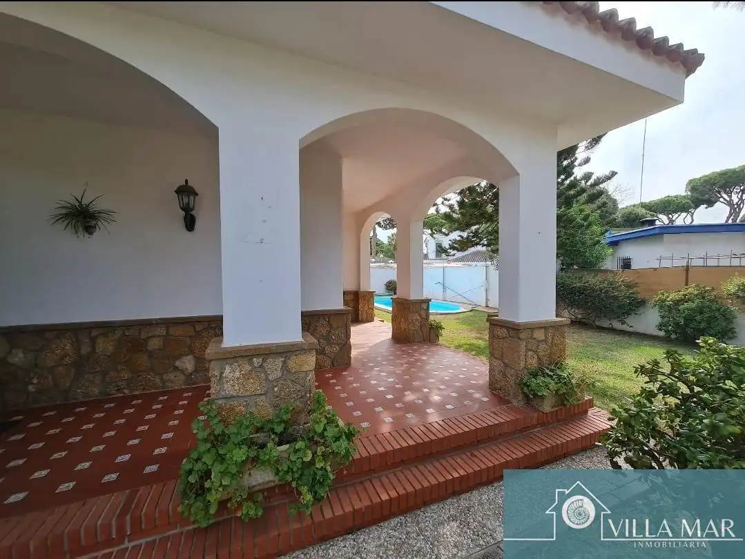 Houses for sale in Aguadulce - Almadraba - Punta Candor
