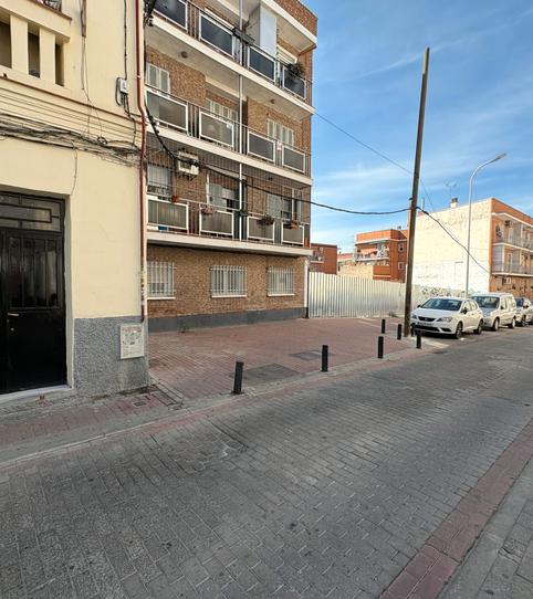 Foto 2 de Piso en venta en Calle del Monte Urgull, Numancia,  Madrid Capital