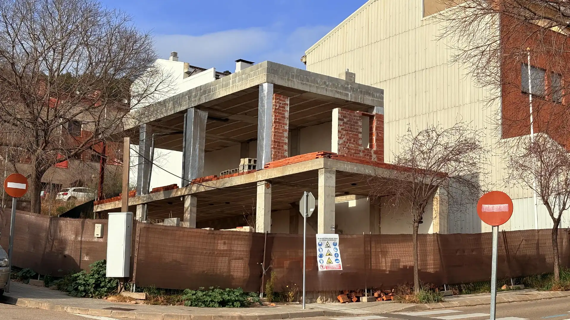 Vista exterior de Casa o chalet en venta en Castellar del Vallès con Terraza