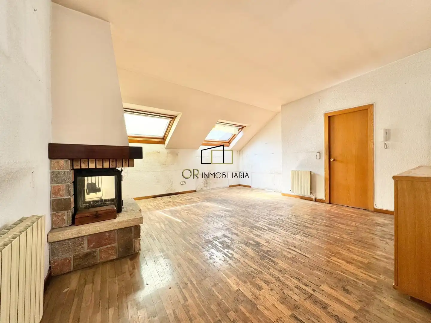 Sala d'estar de Pis en venda en Vilafranca del Penedès amb Aire condicionat, Calefacció i Terrassa