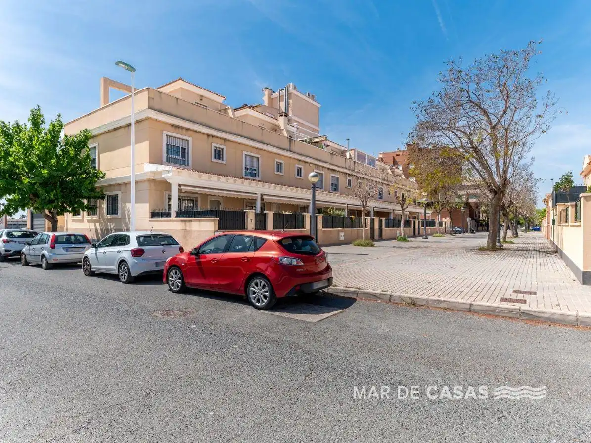 Adossat en venda a Calle Picassent, imagen 41