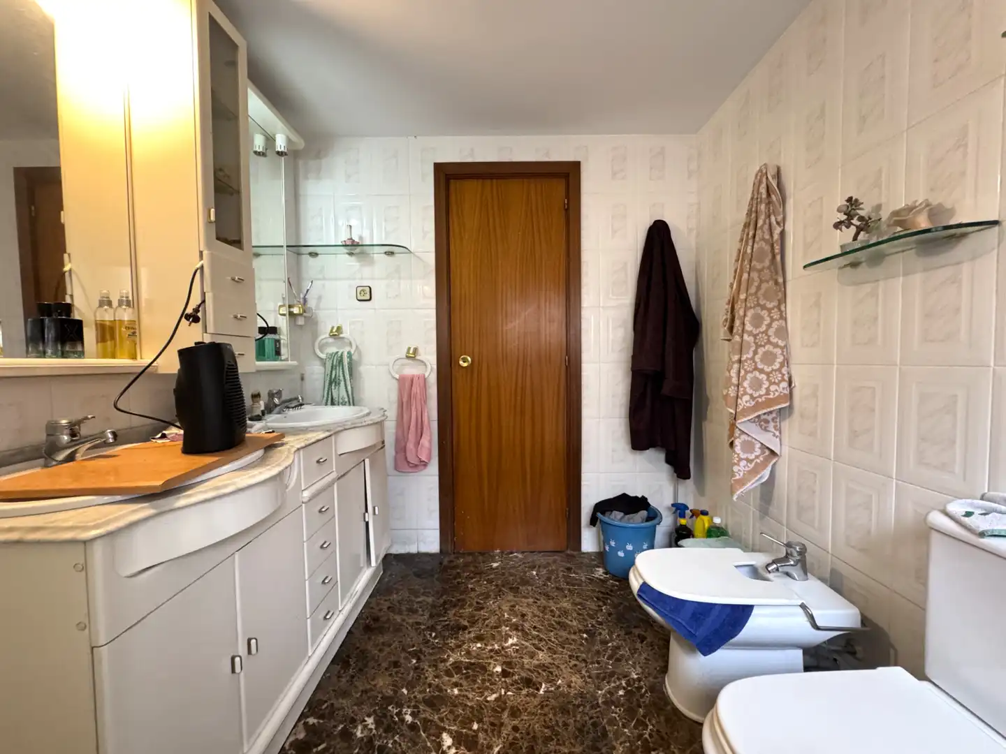 Badezimmer von Gebäude zum Verkauf in Santa Coloma de Gramenet mit Alarm
