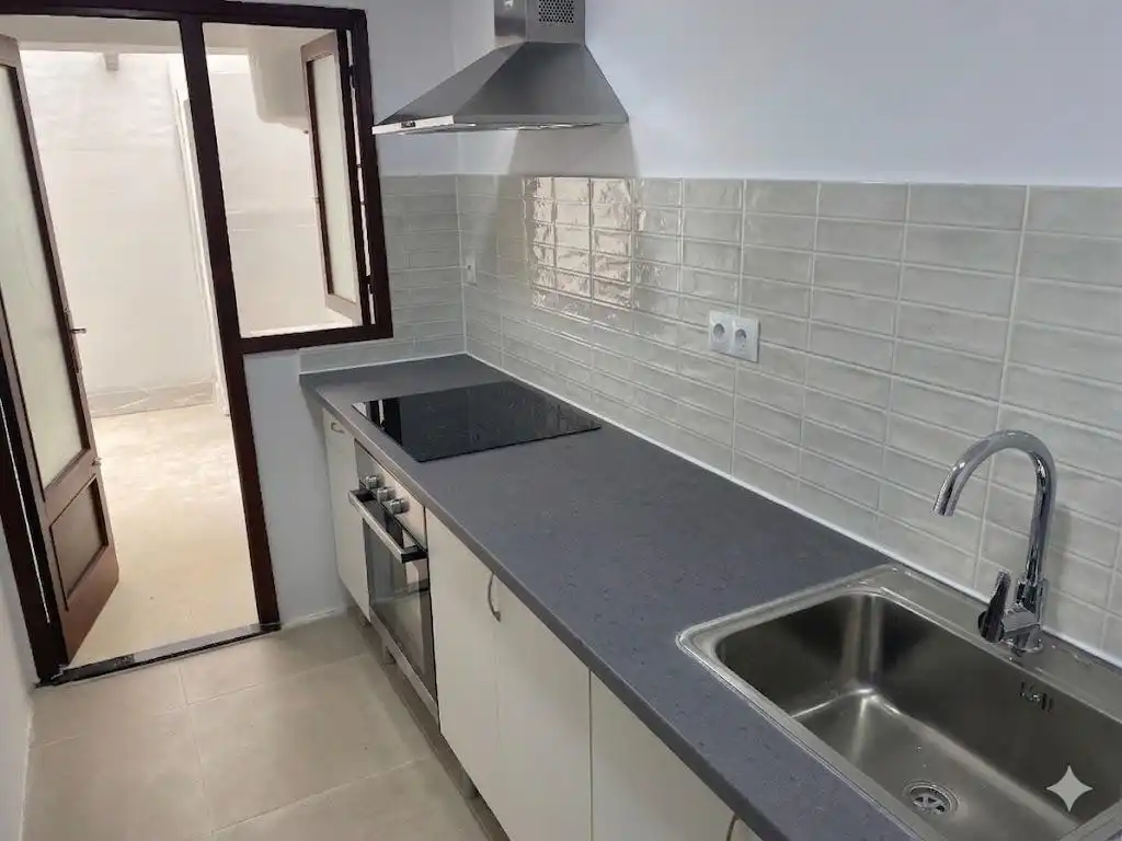 Cocina de Piso en venta en Tavernes de la Valldigna con Balcón