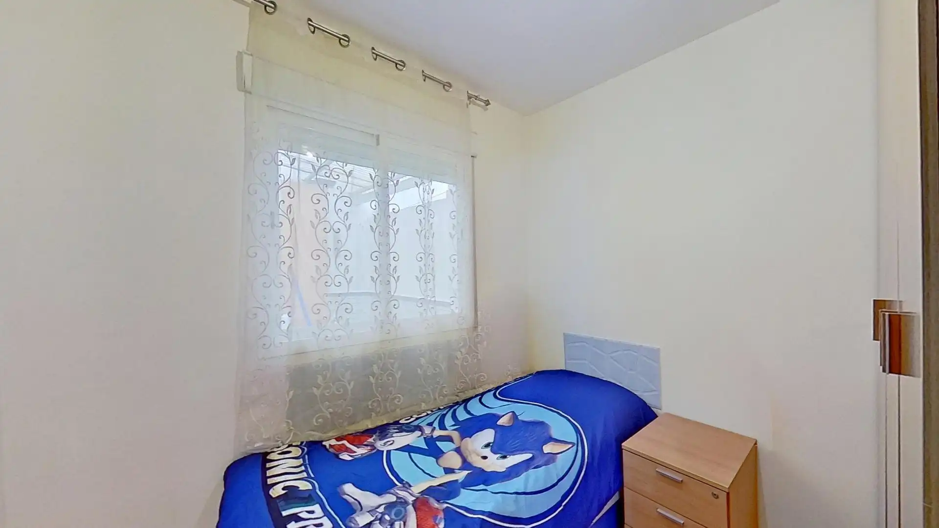 Schlafzimmer von Erdgeschoss zum Verkauf in Motril
