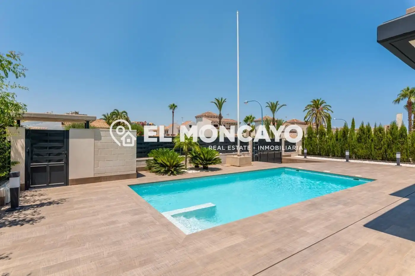 Detached house with pool for sale in Avenida Playa Honda, imagen 5