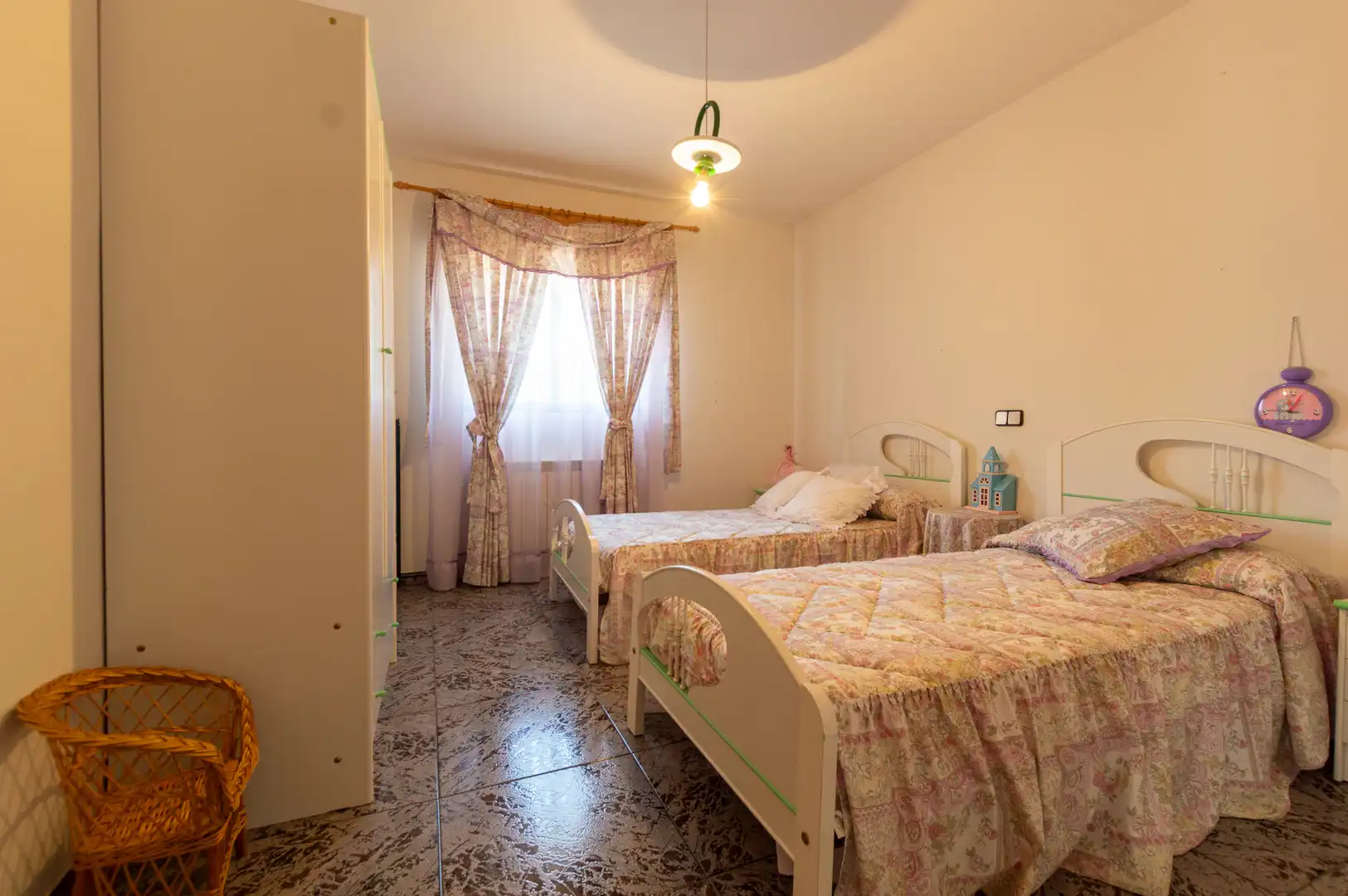 Habitación de Casa o chalet en venta en Hontoba con Calefacción, Jardín privado y Terraza