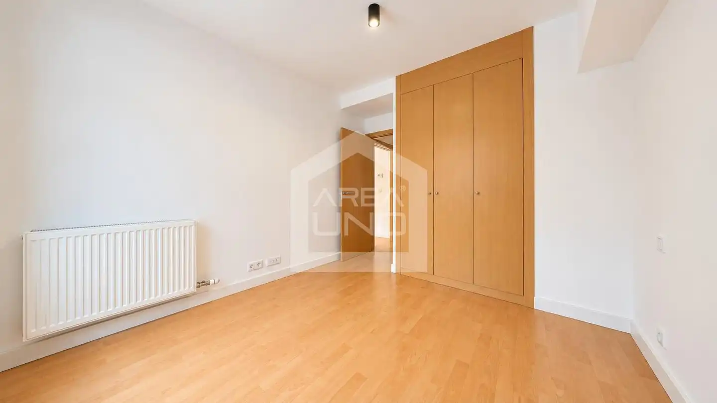 Habitación de Piso de alquiler en Parque Oeste - Fuente Cisneros