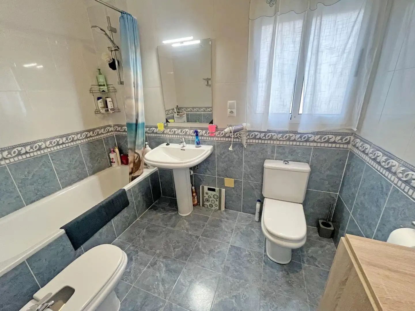 Baño de Dúplex en venta en San Miguel de Salinas con Piscina, Amueblado y Piscina comunitaria