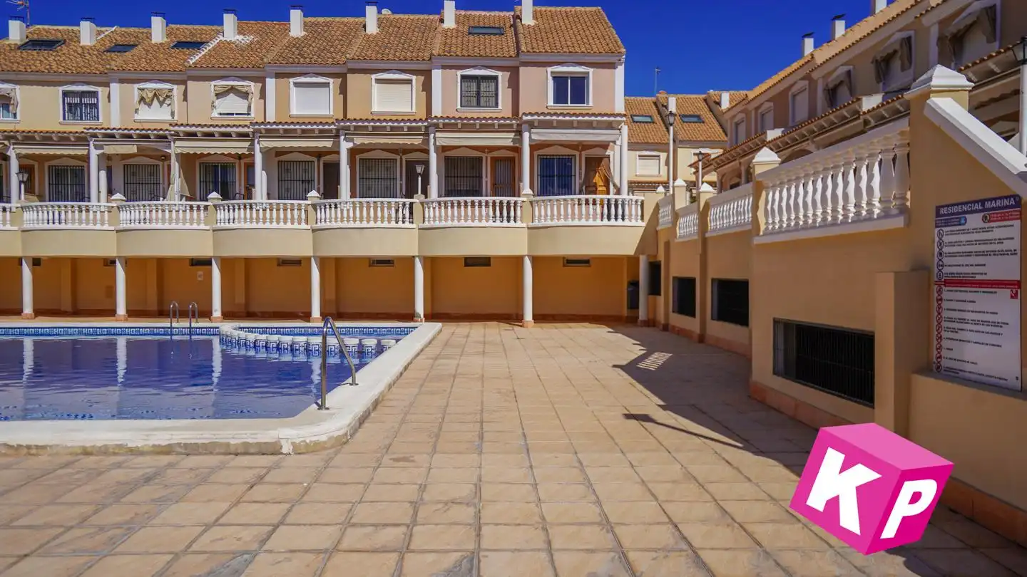 Bungalow con piscina en venta en De Portugal, imagen 42