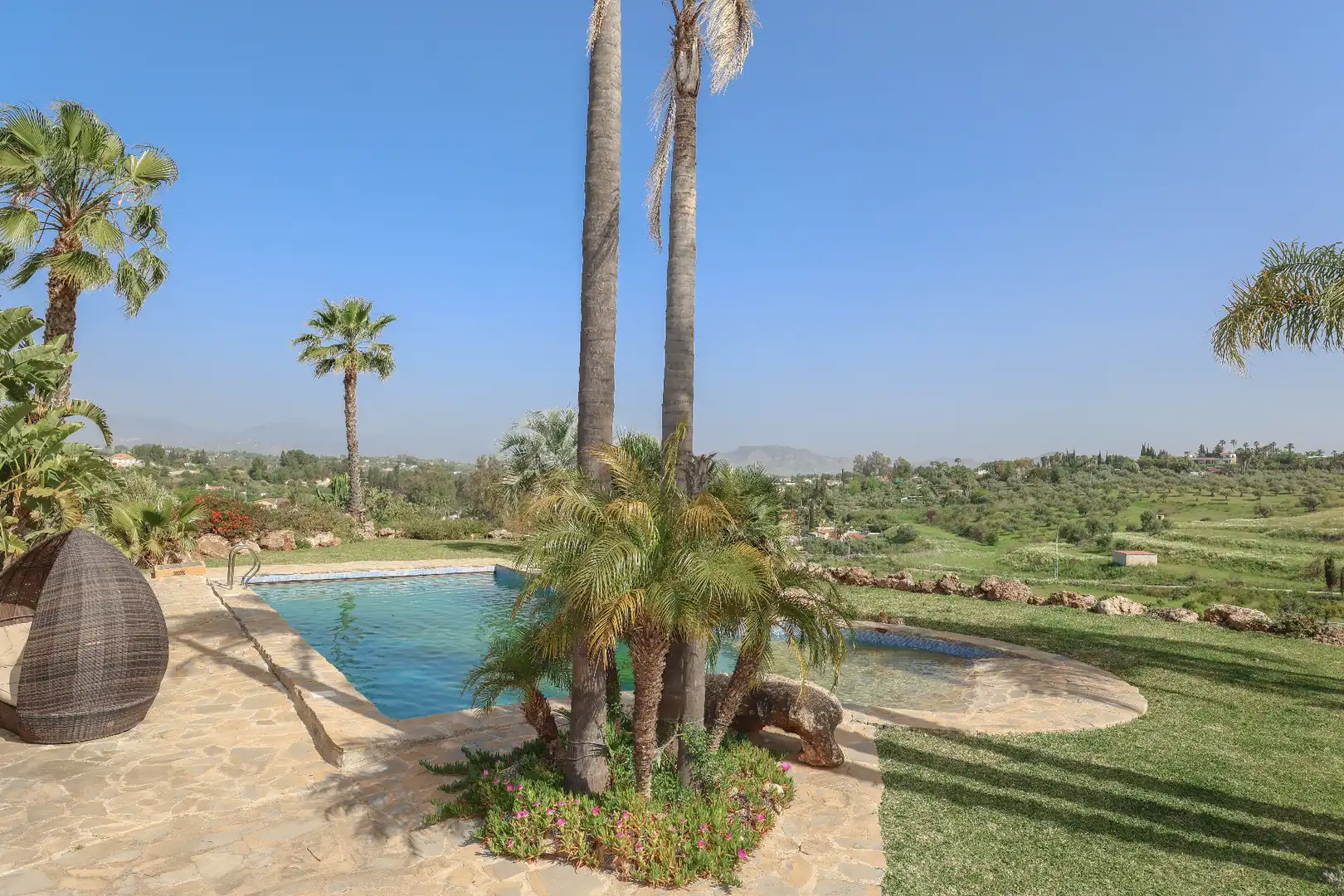 Casa amb piscina en venda a Camino de los Javieles, imagen 2