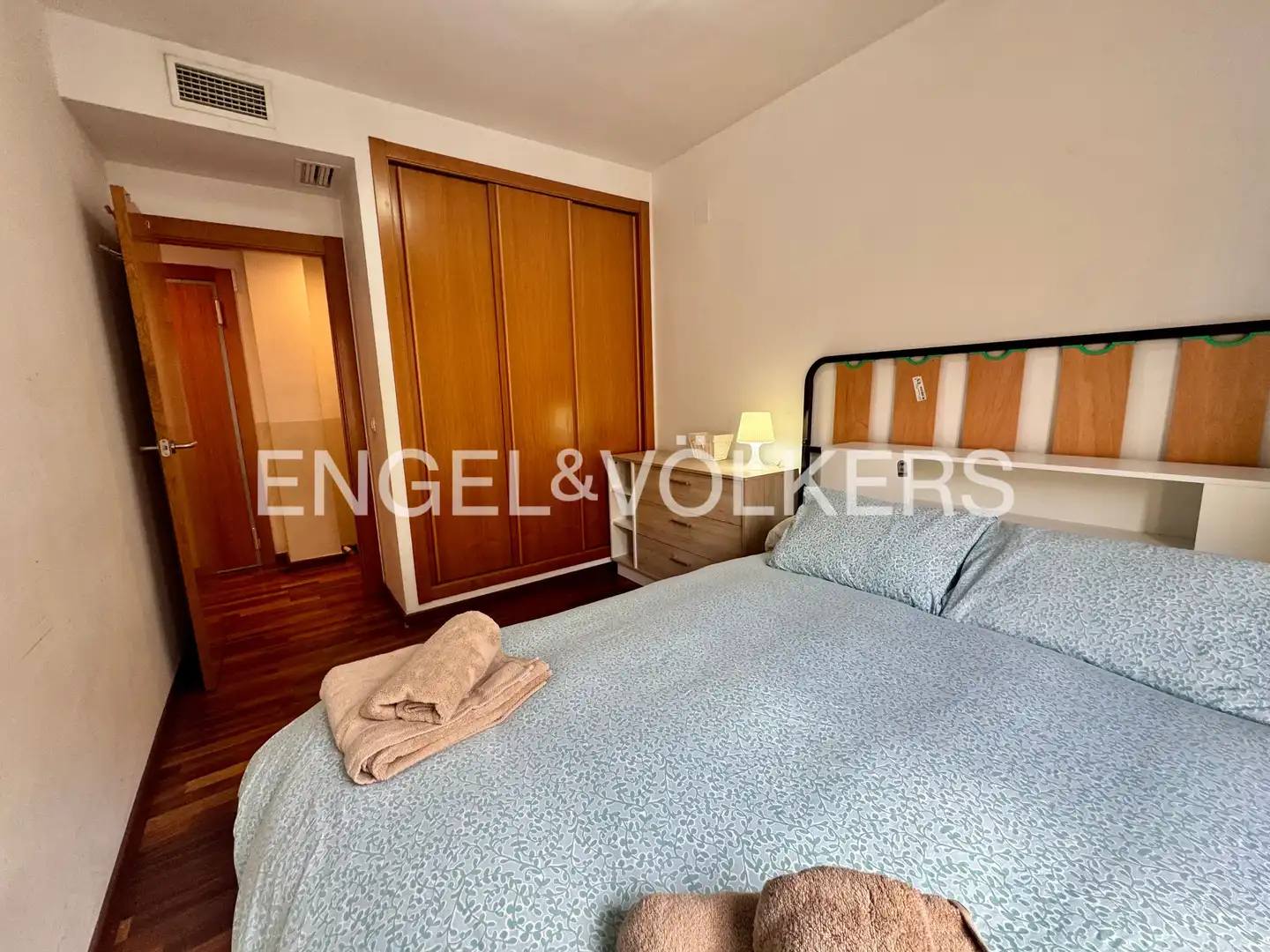 Habitación de Piso de alquiler en Valencia con Aire acondicionado, Calefacción y Parquet