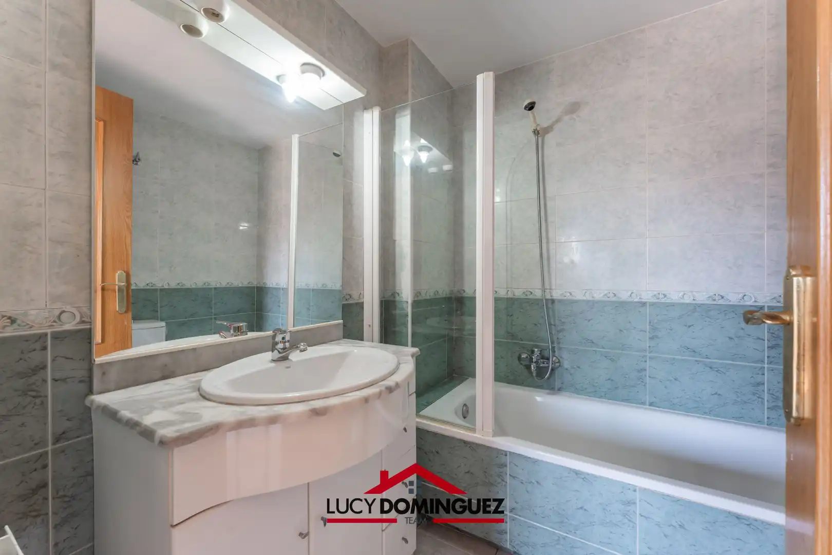 Badezimmer von Maisonette zum Verkauf in Mataró mit Klimaanlage, Heizung und Terrasse