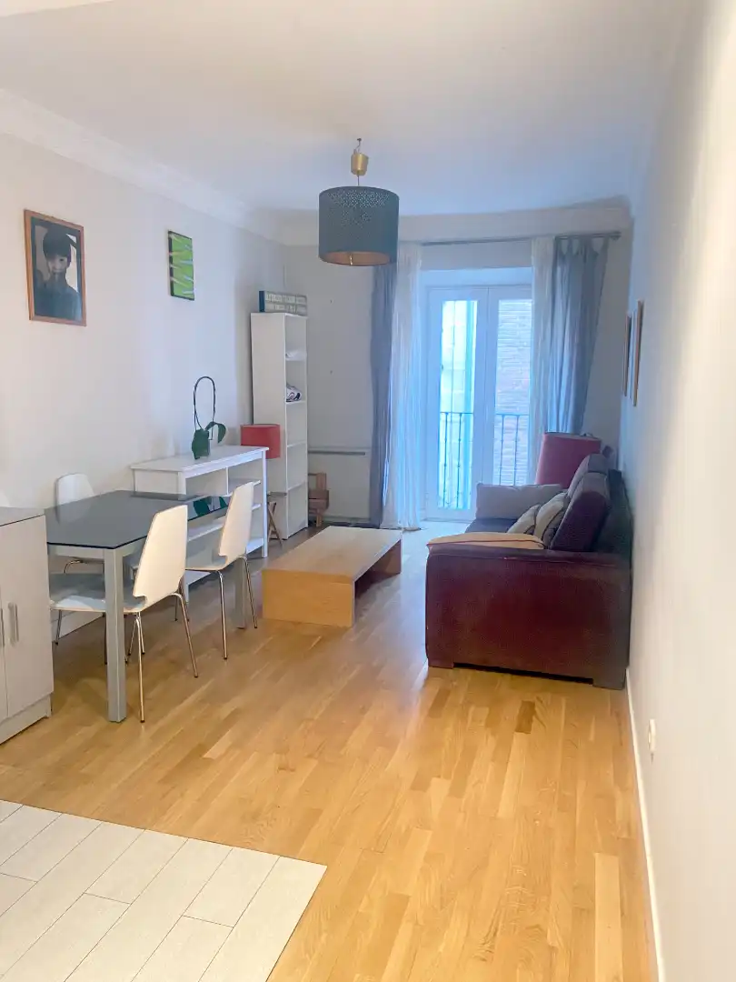 Wohnung zur Miete in Calle de San Bartolomé, Justicia - Chueca