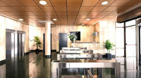 Foto 3 de Oficina de alquiler en Manuel Pombo Angulo, Sanchinarro, Madrid Capital