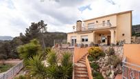 Vista exterior de Casa o xalet en venda en Vallirana amb Aire condicionat, Calefacció i Jardí privat