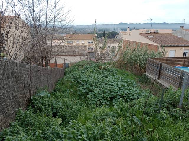 Terreno residencial en Venta en BAIXADA DE LA COSTA en Llagostera