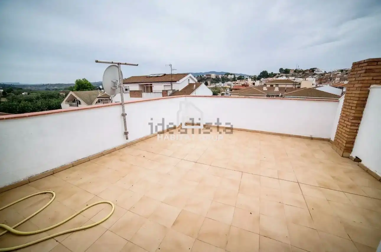 Terrasse von Maisonette zum Verkauf in Flix mit Klimaanlage, Heizung und Terrasse