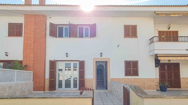 Casa adosada en Alquiler en Colònia Sant Jordi