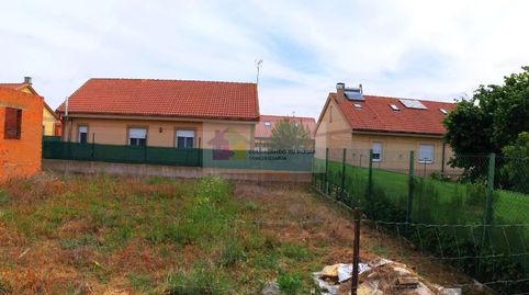se venden dos parcelas urbanas de 720m2 en la c. pozo en Benavides de orbigo, con todos los suministros, luz, agua, asfaltada, immagine 2