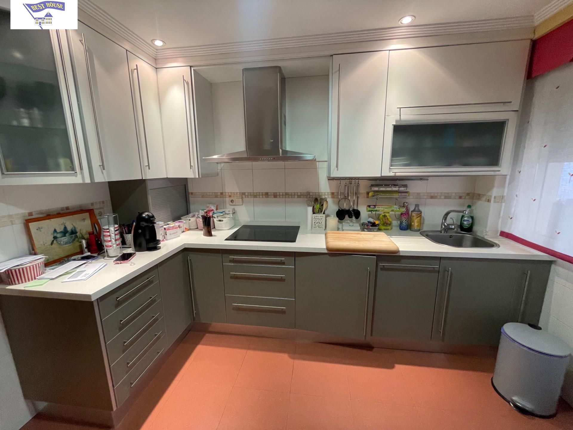 Cuina de Planta baixa en venda en  Albacete Capital amb Calefacció, Terrassa i Traster