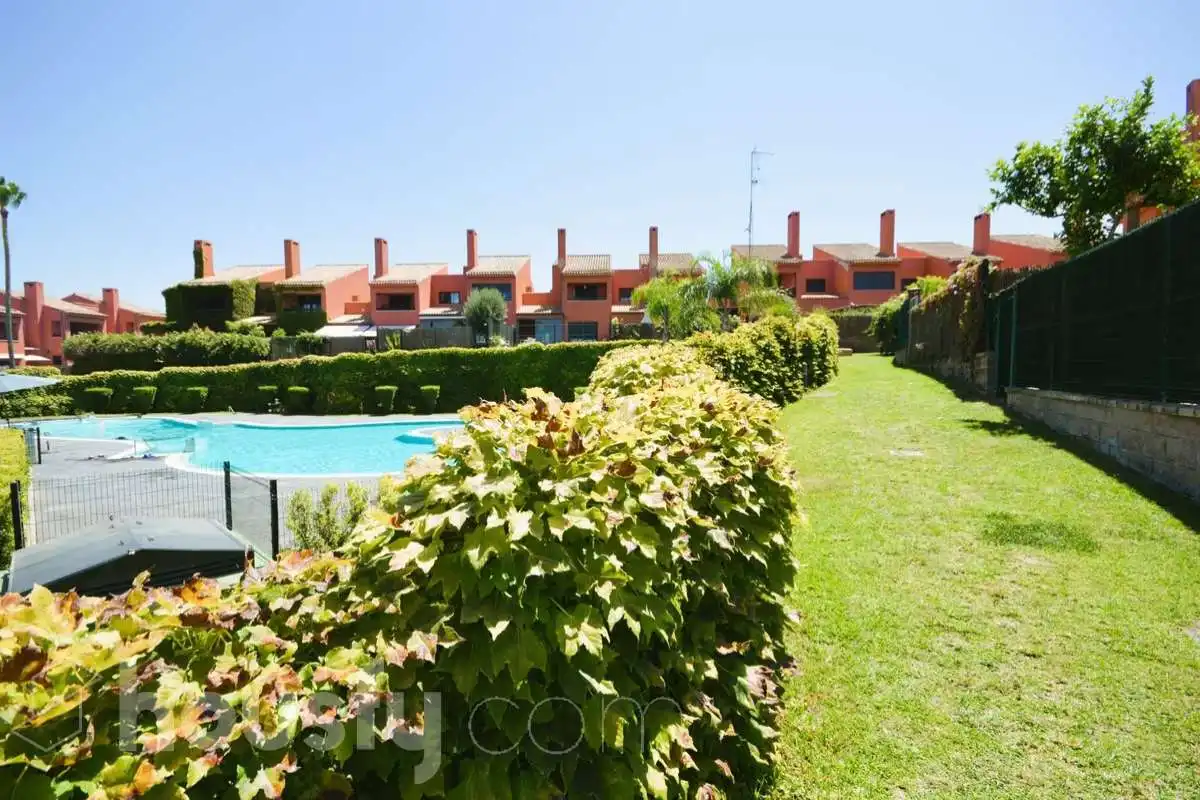 Haus oder Chalet zur Miete in Calle Irlanda, Puntales - Zona Franca