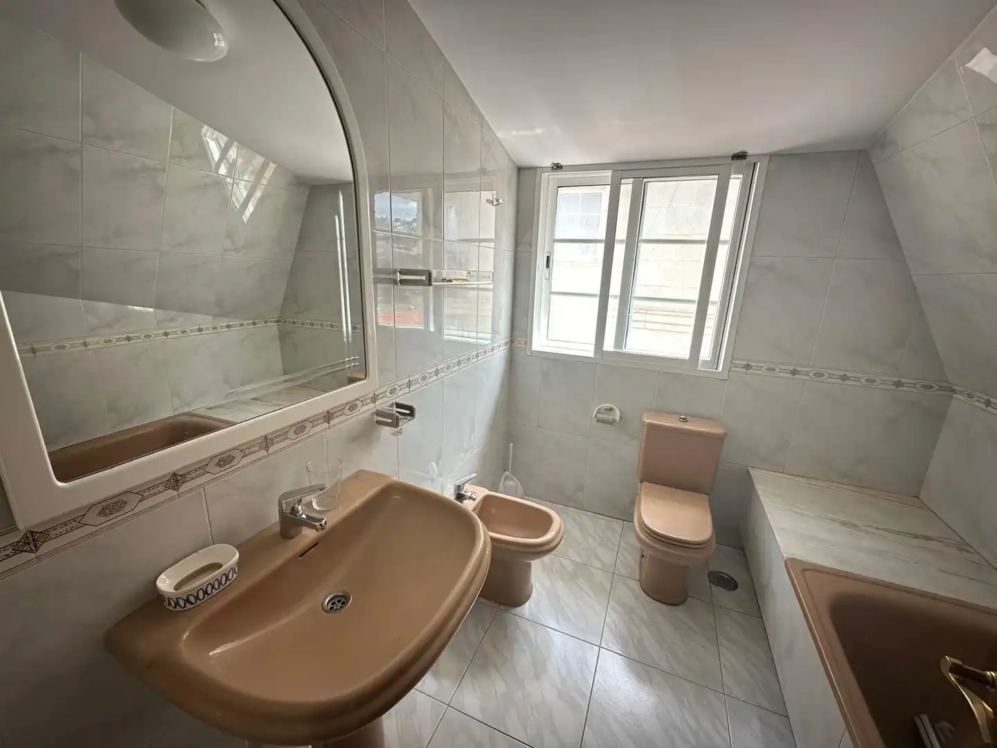 Bathroom of Duplexes for sale in O Grove    with Heating, Terrace and Storage room