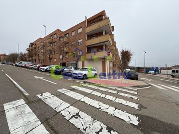 Local comercial de lloguer a Calle Lucio Marineo