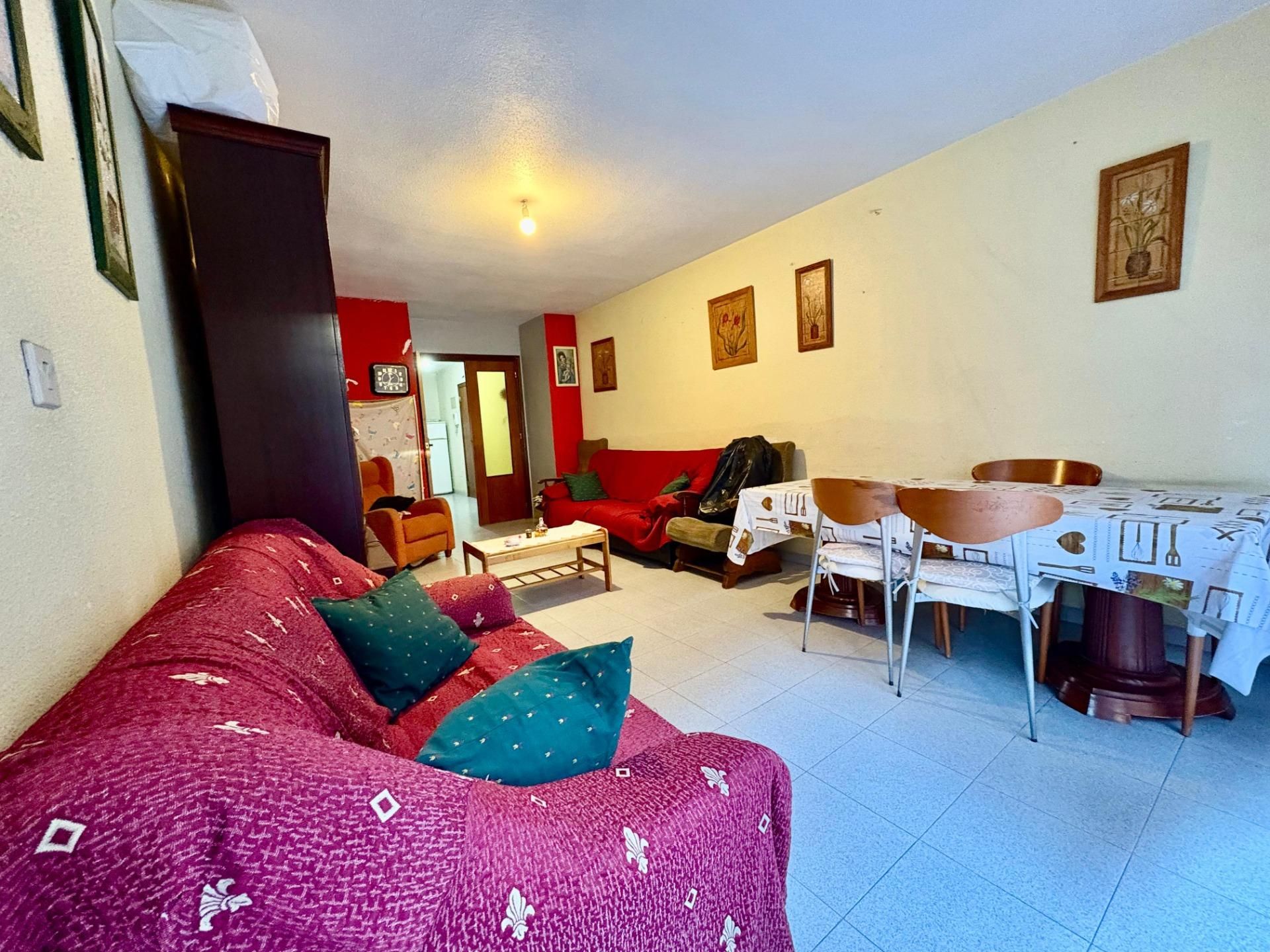 Flat for sale in San Mateo