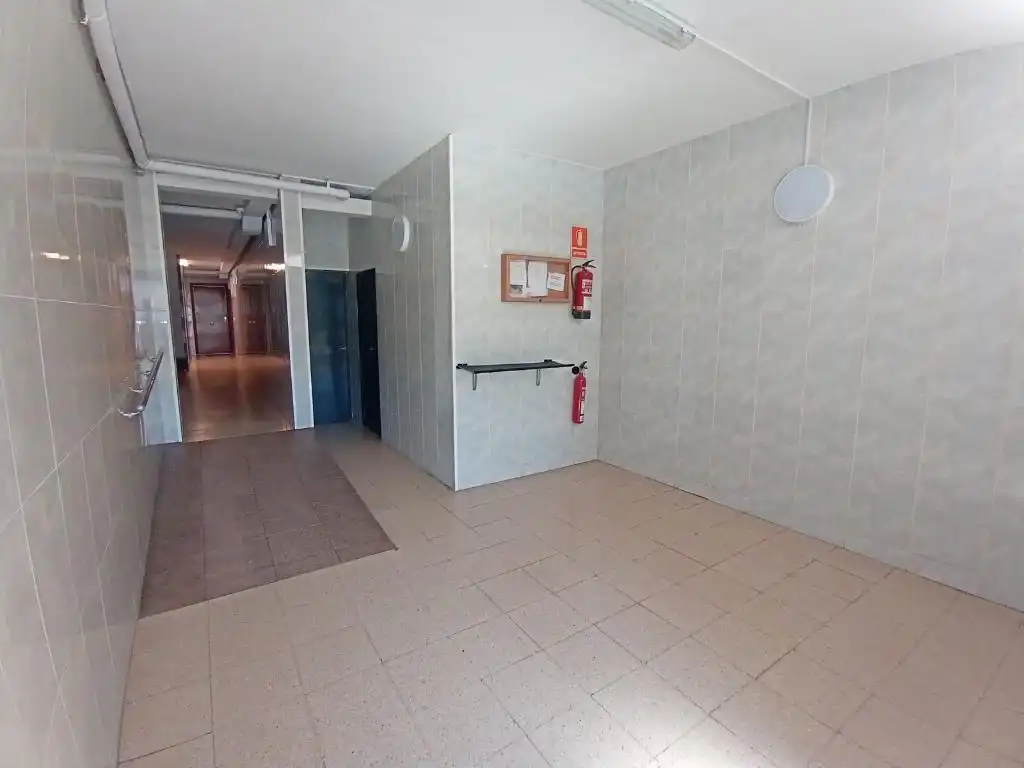 Piso con terraza en venta en Badia del Vallès, imagen 6