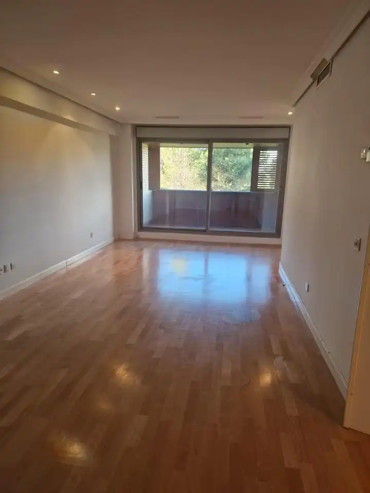 Piso en venta en Madrid con Aire acondicionado, Calefacción y Terraza