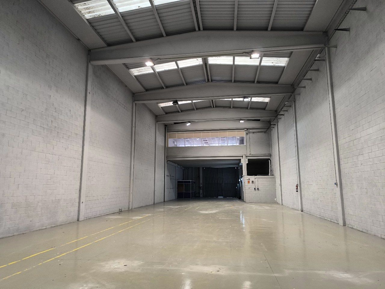 Industrial buildings to rent in Cornellà de Llobregat
