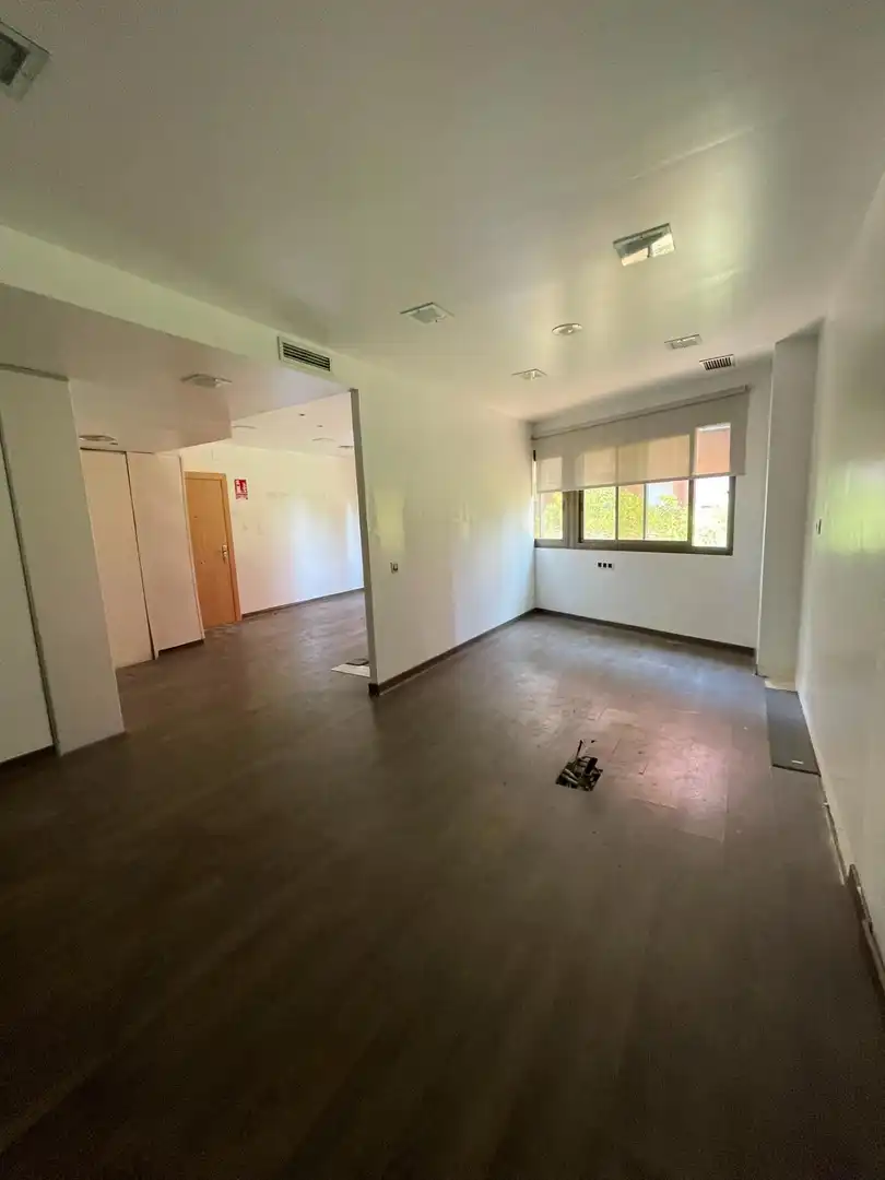 Büro zur Miete in Sant Boi de Llobregat mit Klimaanlage und Heizung