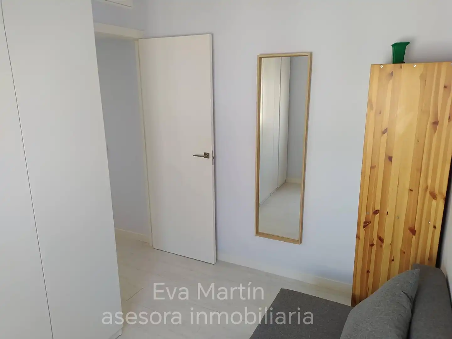 Wohnung zur Miete in Sevilla mit Klimaanlage, Heizung und Parkett