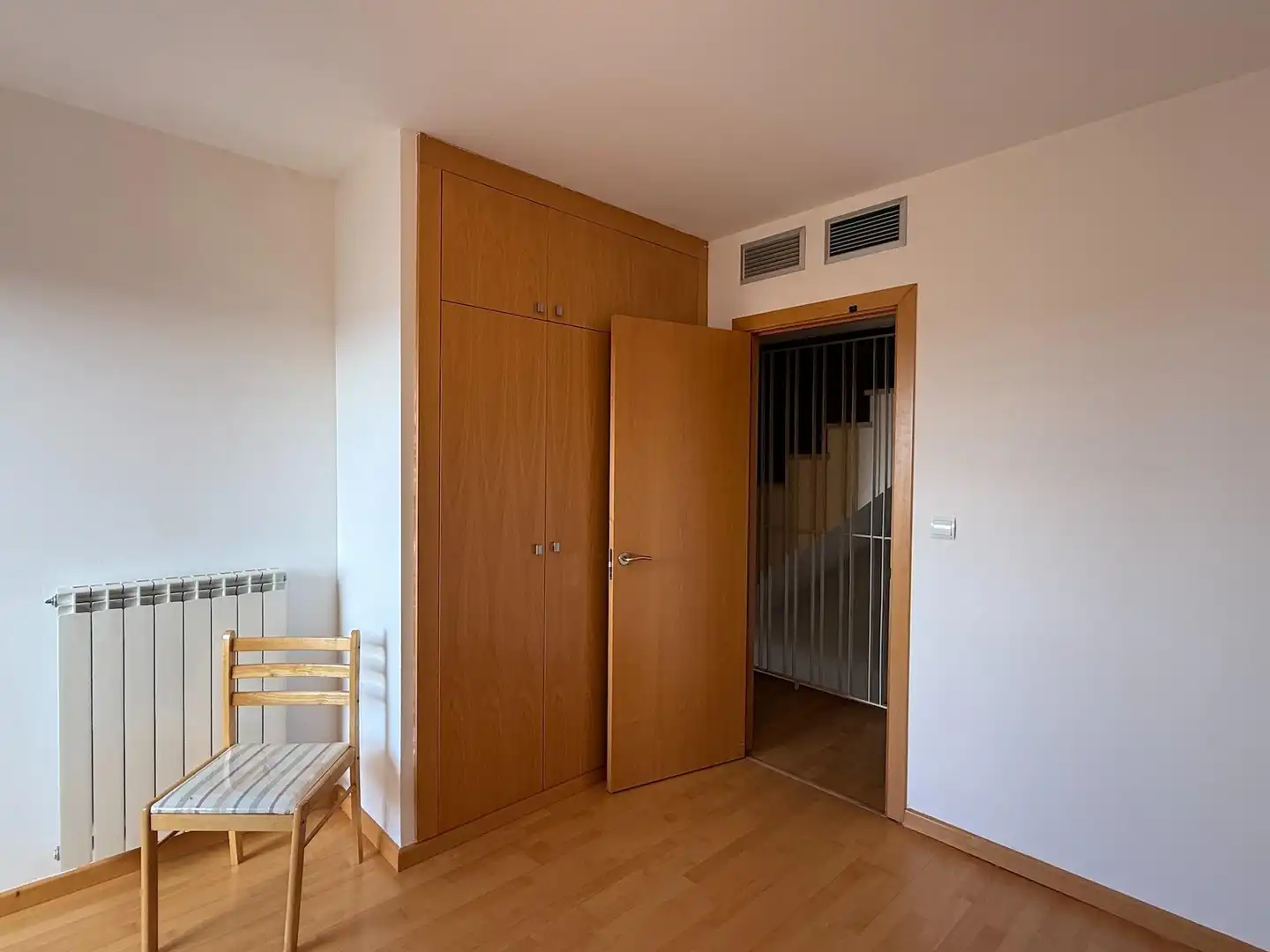 Casa adosada en venta en Cuarte de Huerva con Aire acondicionado, Calefacción y Jardín privado
