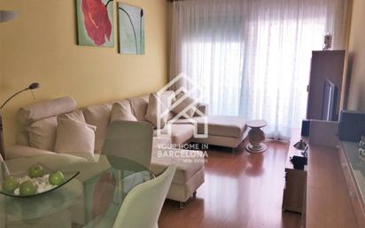 Living room of Flat for sale in  Barcelona Capital  with Air Conditioner, Heating and Parquet flooring