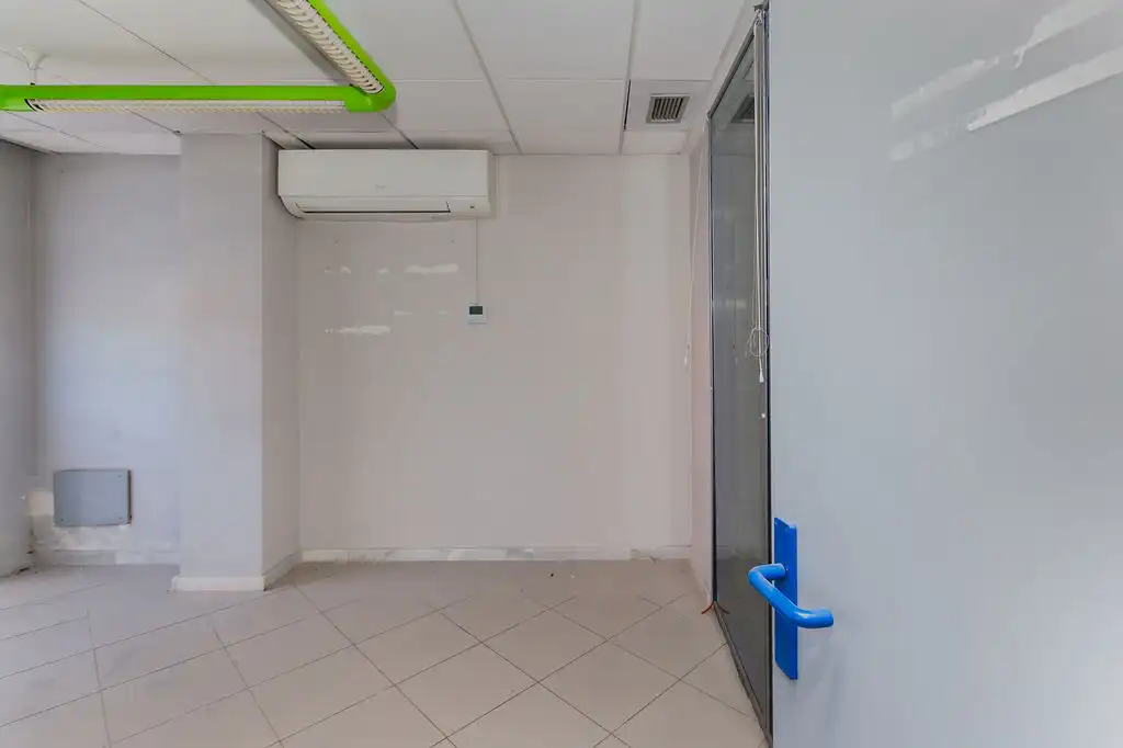 Geschaftsraum zur Miete in Almería