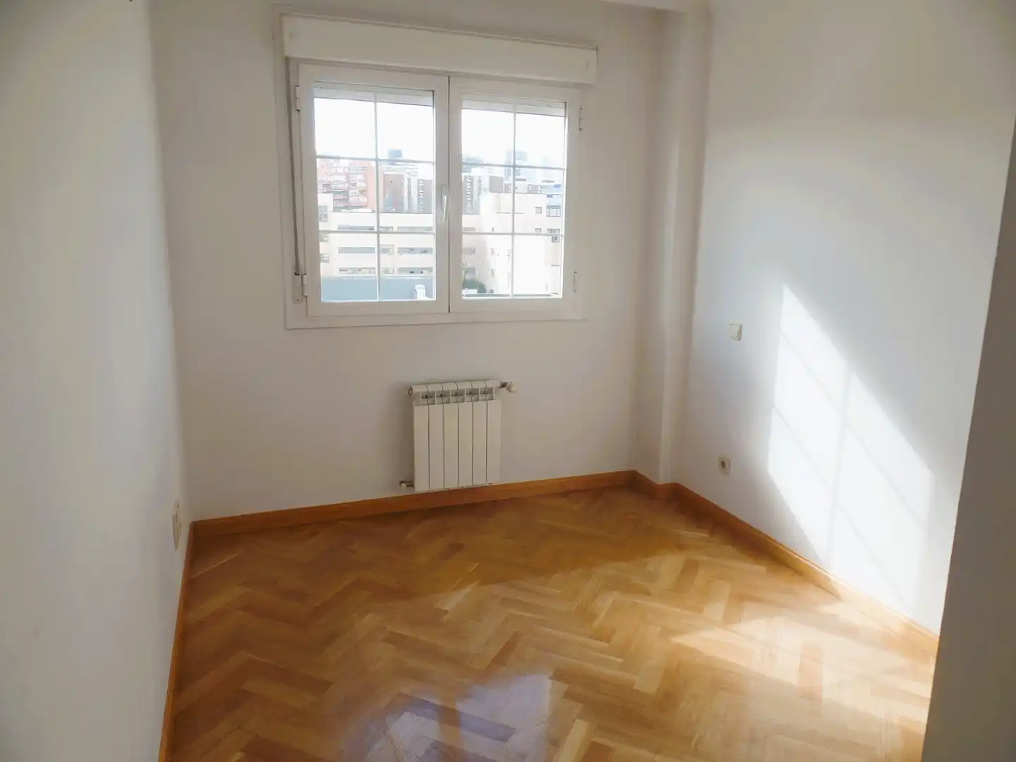 Habitación de Piso en venta en Madrid con Aire acondicionado, Calefacción y Parquet