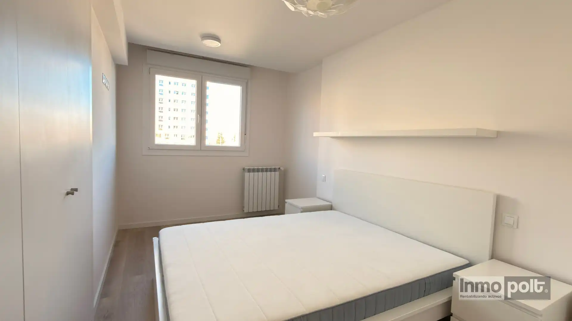 Habitación de Apartamento de alquiler en Tres Cantos con Aire acondicionado, Calefacción y Terraza