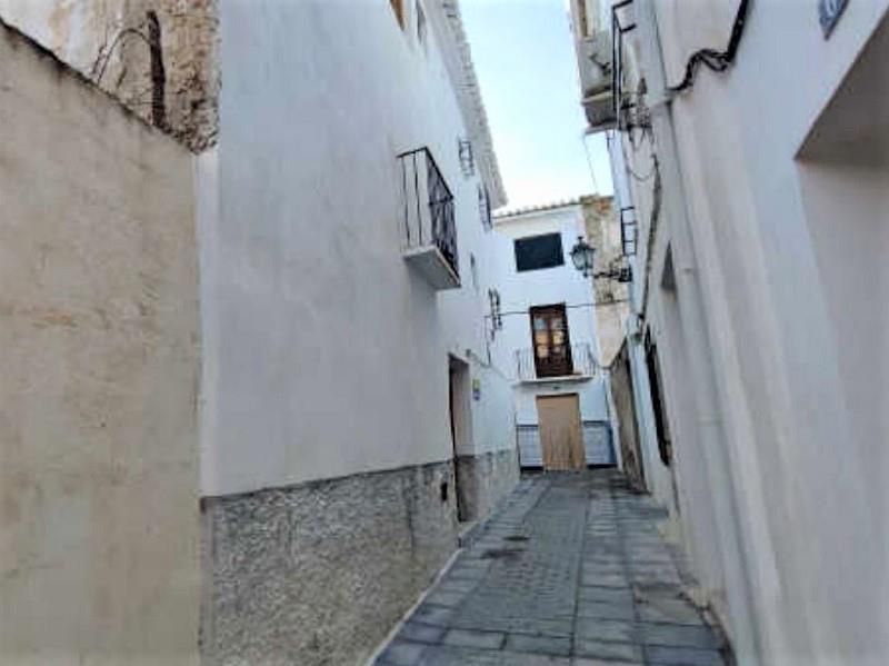 Single-family semi-detached for sale in Baza