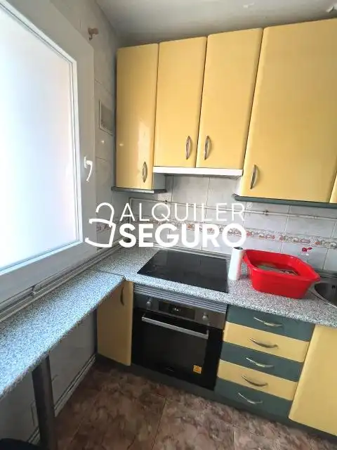 Cocina de Piso de alquiler en Madrid con Aire acondicionado, Calefacción y Terraza
