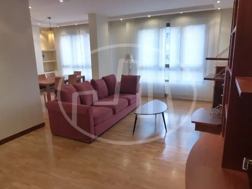 Pis de lloguer a Avenida de Pío XII, Mendebaldea - Ermitagaña