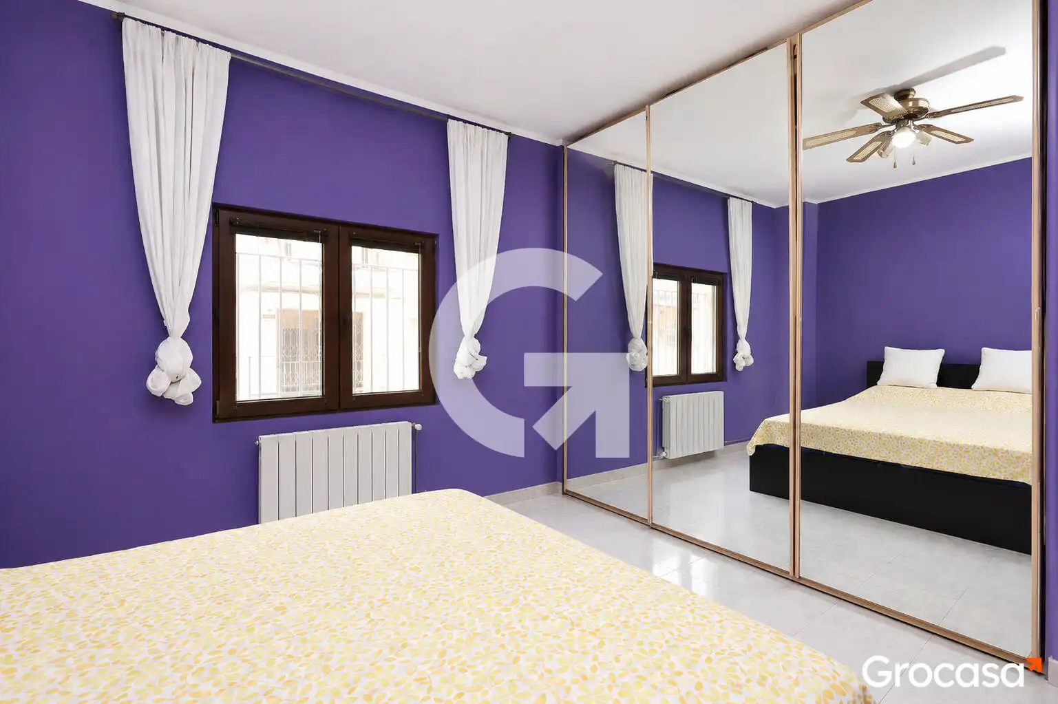 Bedroom of Flat for sale in Santa Coloma de Gramenet  with Air Conditioner, Heating and Furnished