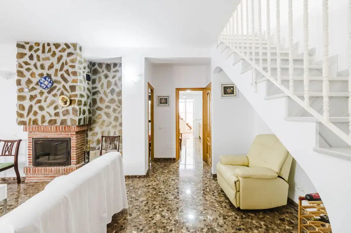 Casa adosada en venda en Nerja amb Calefacció, Terrassa i Balcó